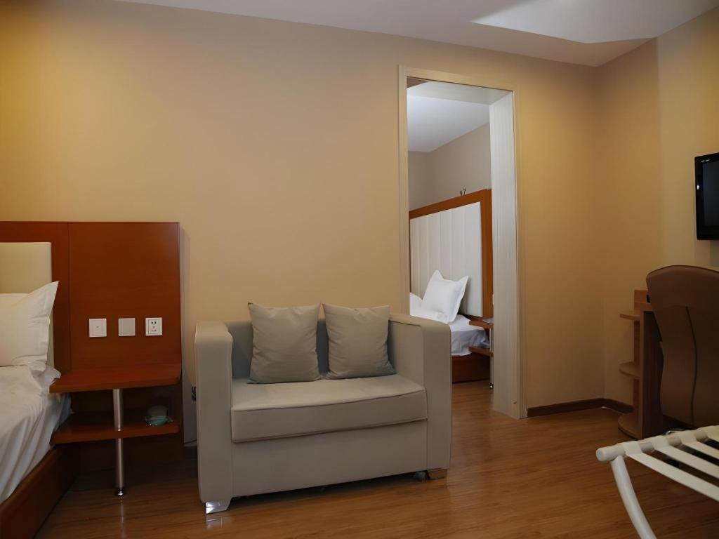 Beijing Yi Jia Hotel Luaran gambar